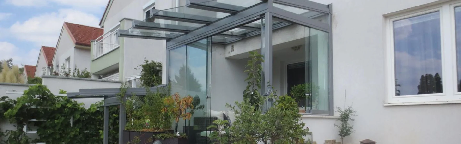 Sommergarten mit aus Aluminium mit Glasdach in Mödling